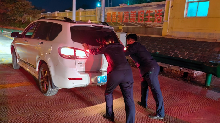 eac5557f10905cc42737670eba8ce58