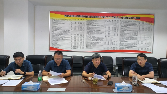 3b339b1a25bfcafa47f6f9b7ede44c4