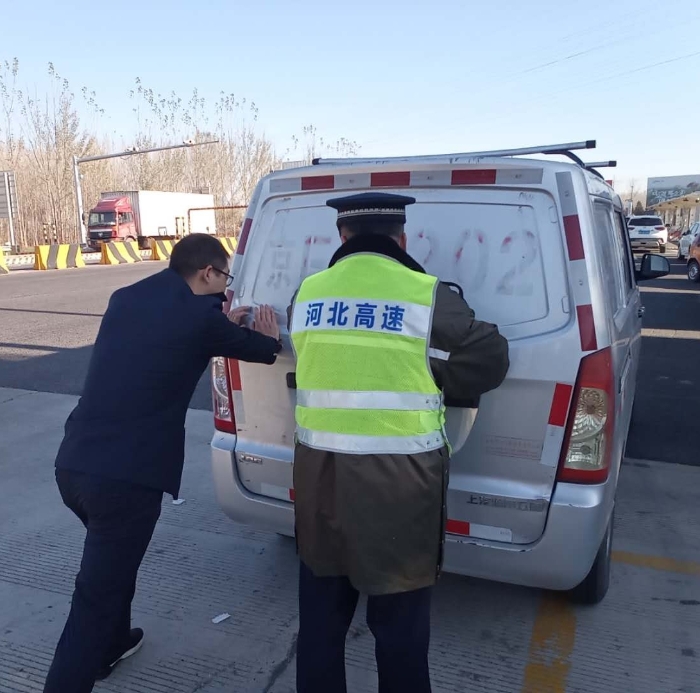 b6334b2641744d913143fde8f7f3b4a5