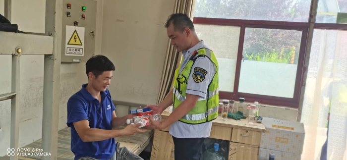 cf18dede579e3aded635177d8ade7ae