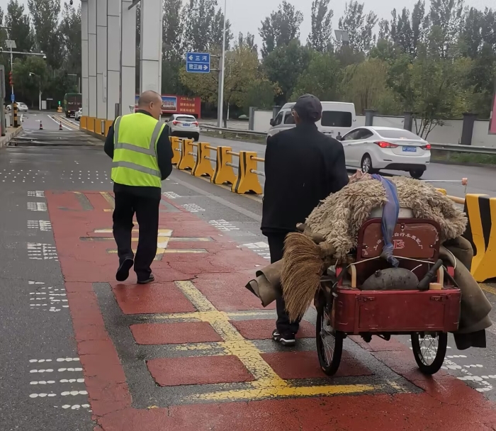 86d5e9d2b2effbf59ba9e2dd5ea25dd6_720