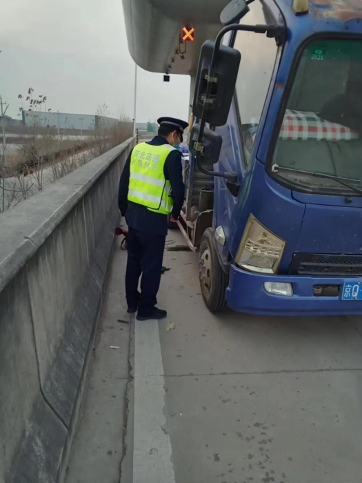 b6fd371e304daa681ff3ef38d3b20ea