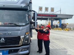 廊坊分公司香河西收费站：清明坚守，做守护高速的温情“摆渡人”