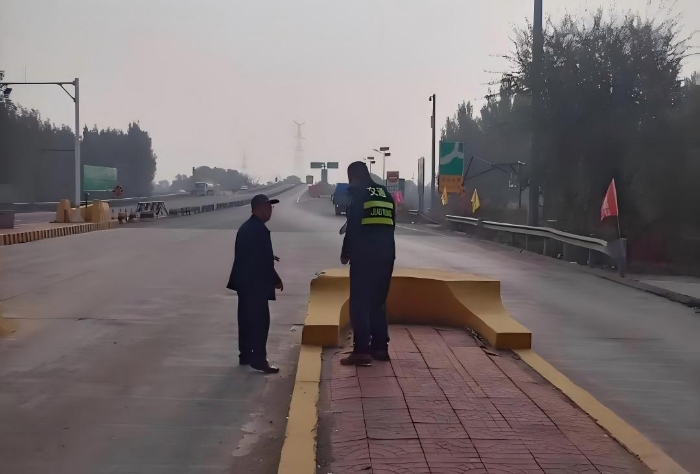 a148591d02ac989cfb6dac3f39a44411(1)